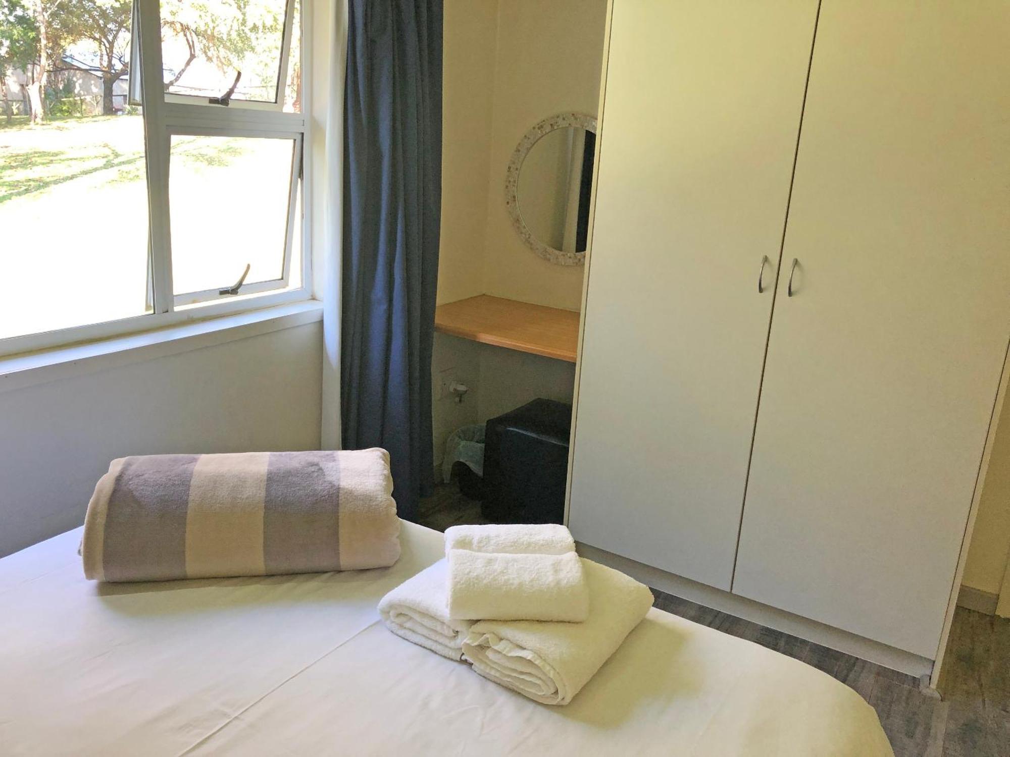 Hills And Dales Accommodation Lanseria Exterior foto